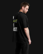 In Speed We Trust T-Shirt - Oversized Fit